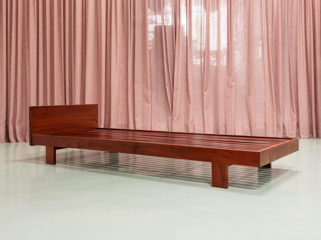 Joaquim Tenreiro | Daybed em Peroba-do-Campo