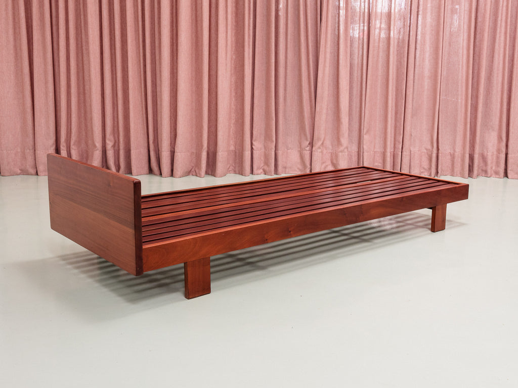 Joaquim Tenreiro | Daybed em Peroba-do-Campo