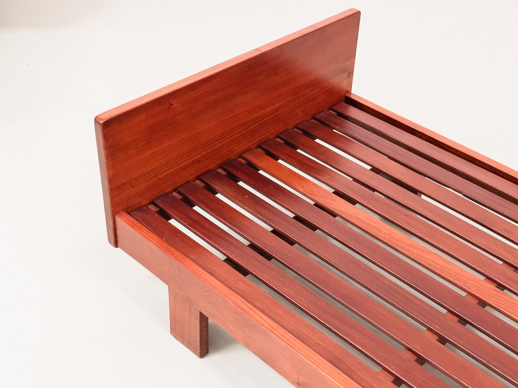 Joaquim Tenreiro | Daybed em Peroba-do-Campo