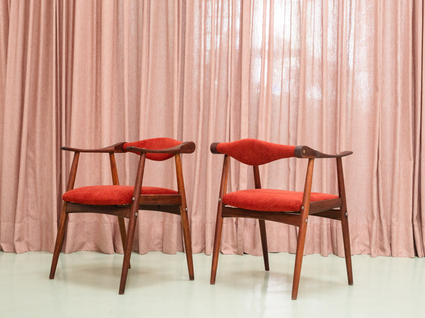 Par de Cadeiras Escandinavas