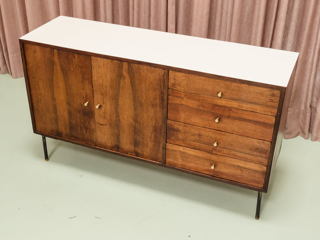 Geraldo de Barros | Buffet 2 Portas em Jacarandá e Formica