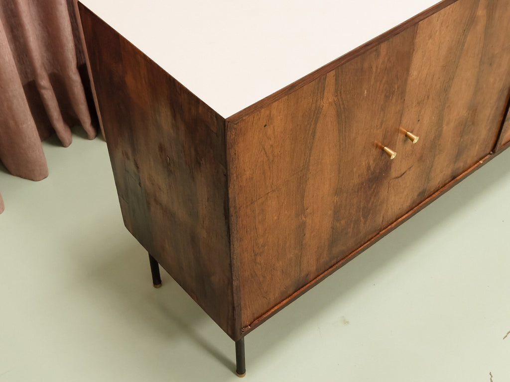 Geraldo de Barros | Buffet 2 Portas em Jacarandá e Formica