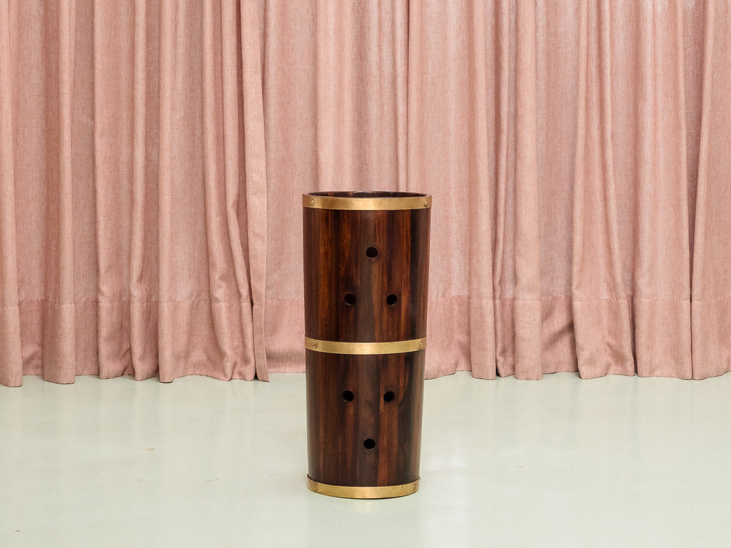 Bengaleiro em Imbuia e Latão