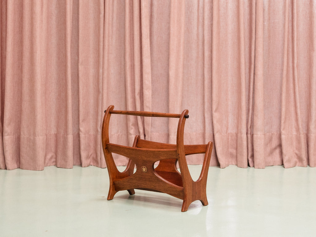 Maruni Wood Industry | Revisteiro Japonês em Madeira