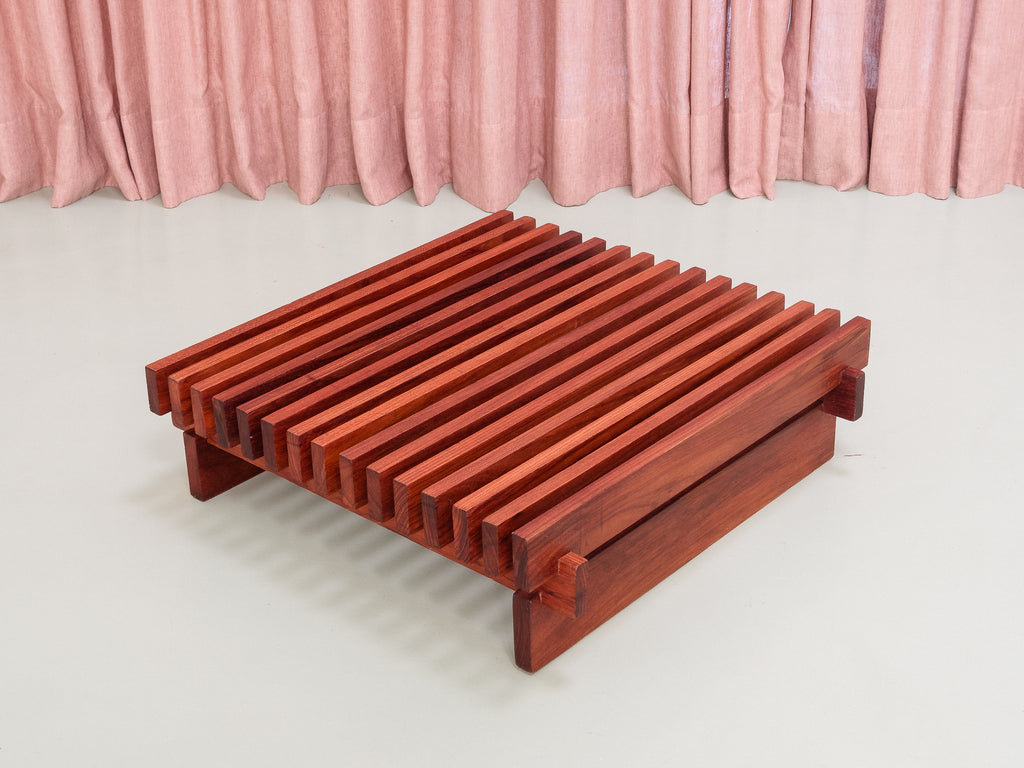 Janete Costa | Mesa Ripada em Freijó Quadrada