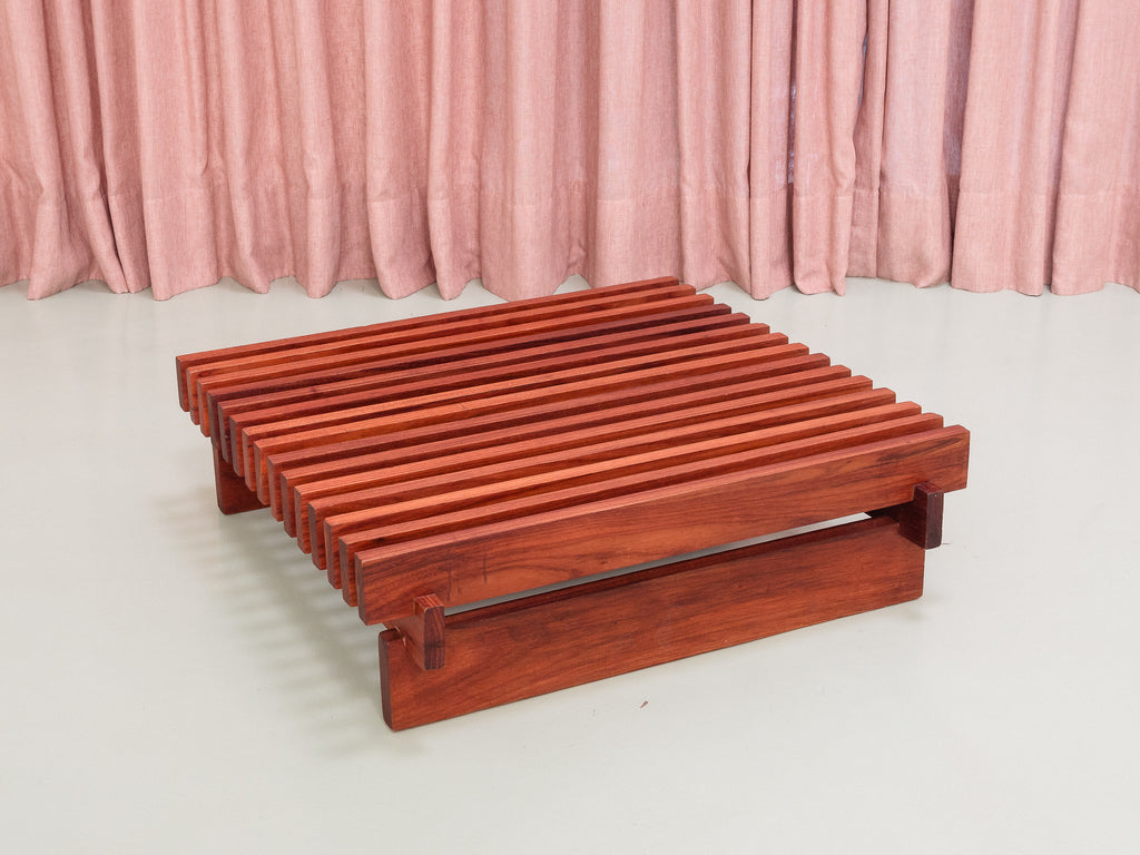 Janete Costa | Mesa Ripada em Freijó Quadrada