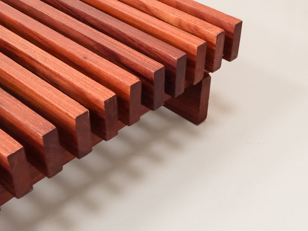 Janete Costa | Mesa Ripada em Freijó Quadrada