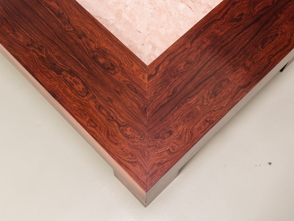 Mesa de Centro em Jacarandá e Mármore