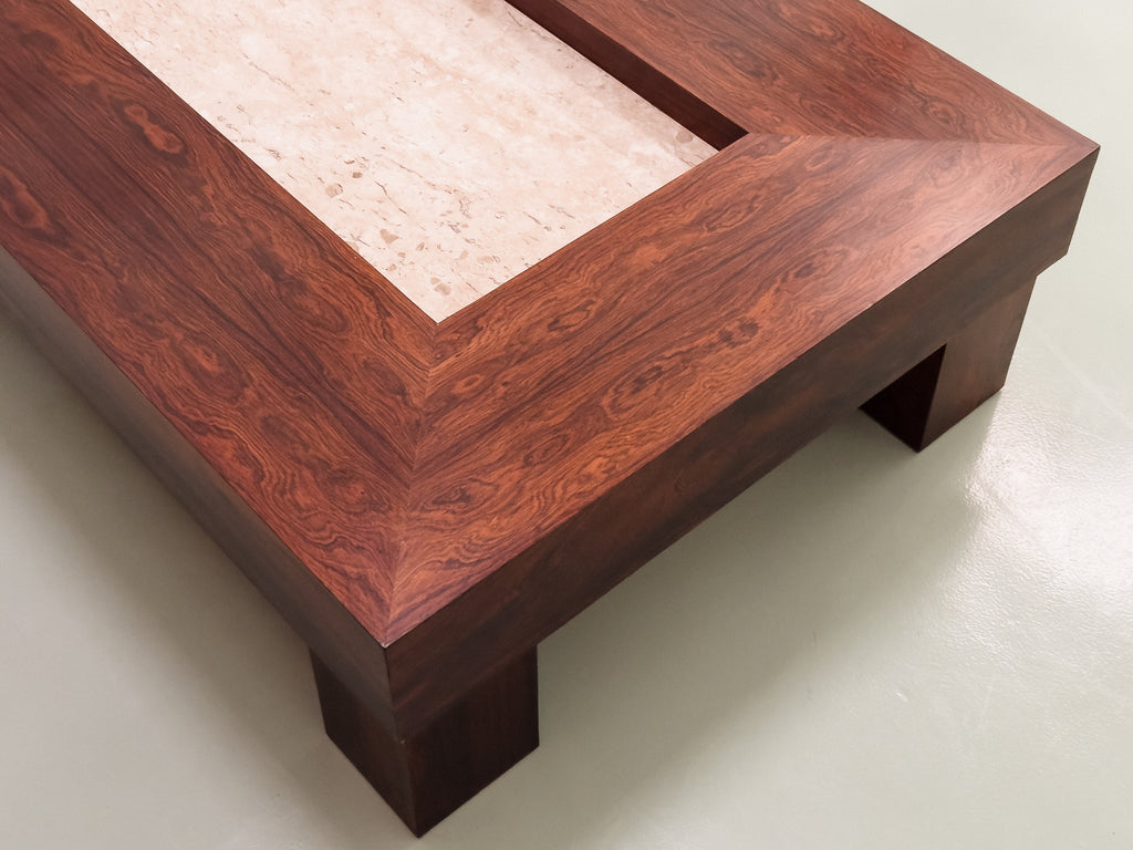 Mesa de Centro em Jacarandá e Mármore