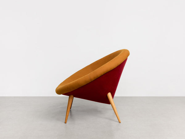 Joaquim Tenreiro | Poltrona Redonda com Pé Palito