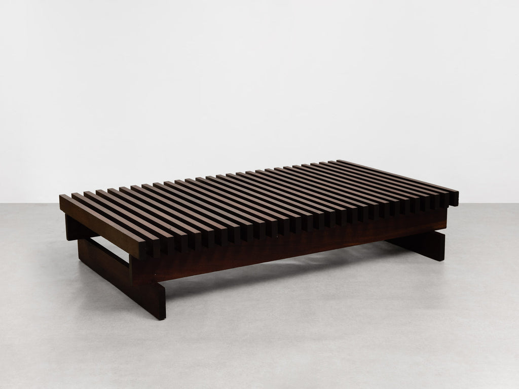 Janete Costa | Mesa / Banco Ripado em Madeira