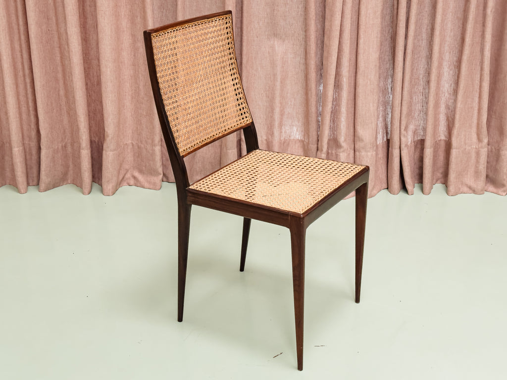 Geraldo de Barros | Conjunto de 8 Cadeiras em Jacarandá e Palhinha