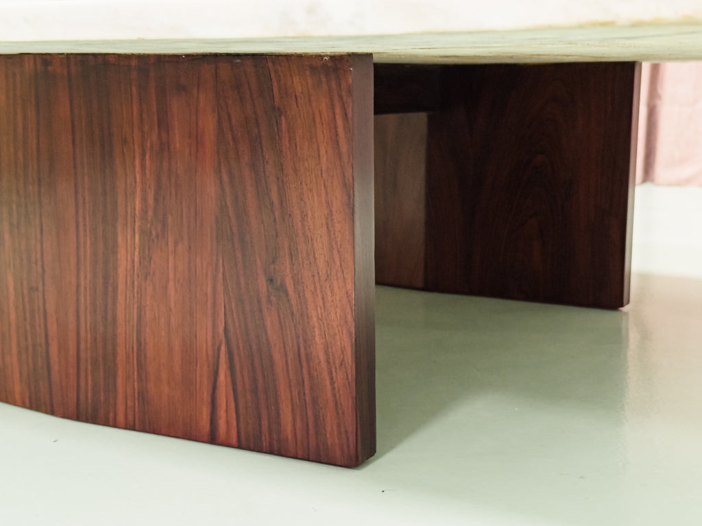 Jorge Zalszupin | Mesa de Centro "Limestone"