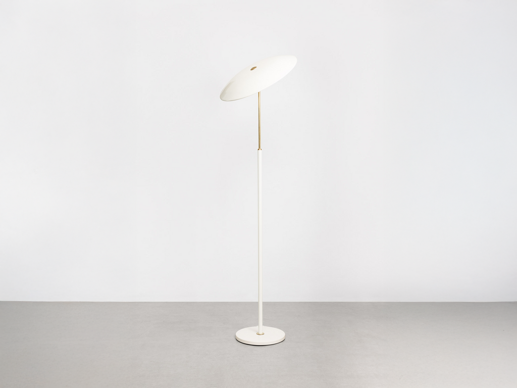 Luminária de Piso com Cúpula Direcionável