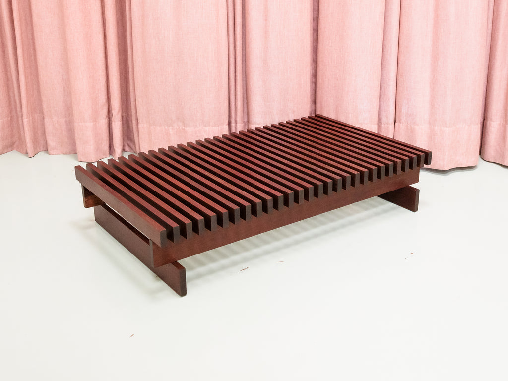 Janete Costa | Mesa / Banco Ripado em Madeira