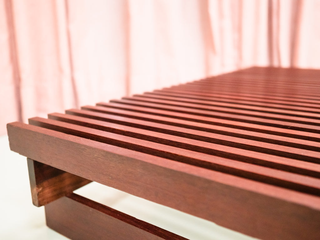 Janete Costa | Mesa / Banco Ripado em Madeira