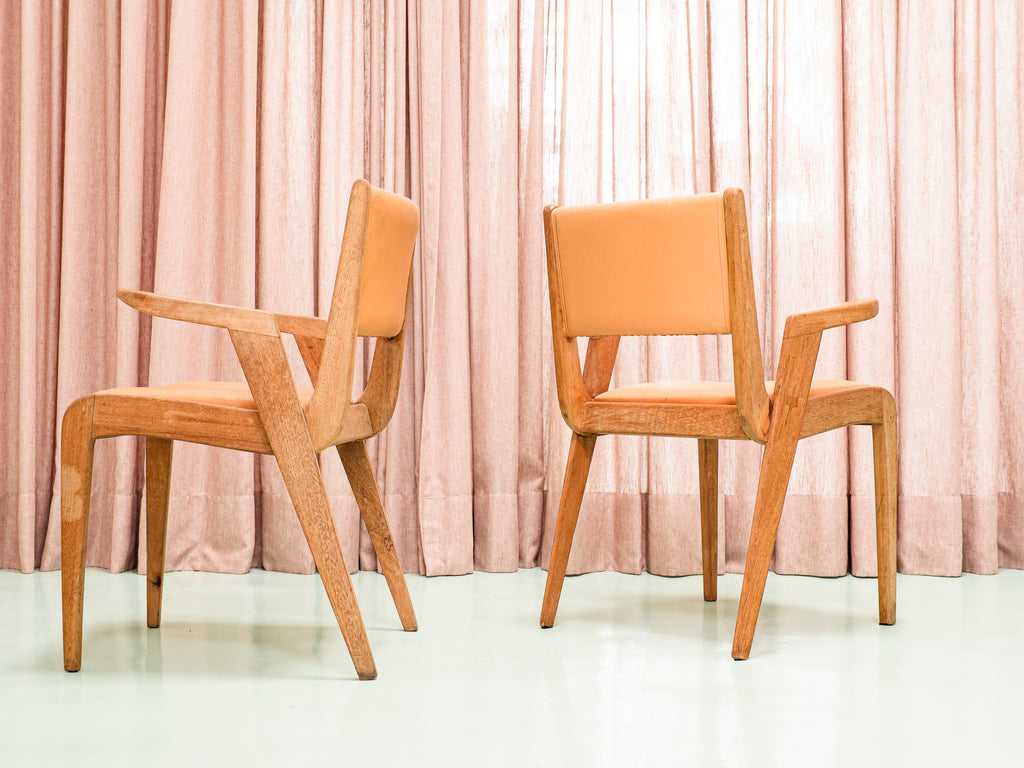 Abel Sorenson | Cadeira Dinamarquesa com Braços