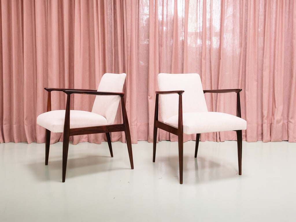 Móveis Gobbi | Par de Poltronas em Jacarandá