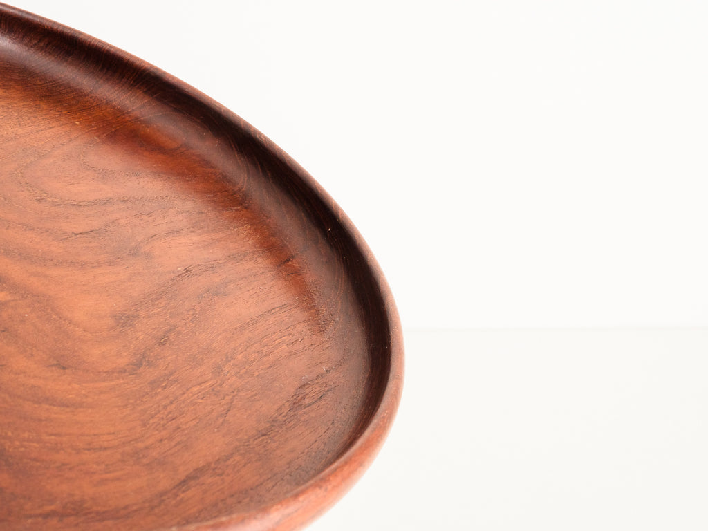 Rakel Wayersvang | Bandeja Norueguesa em Teca Maciça