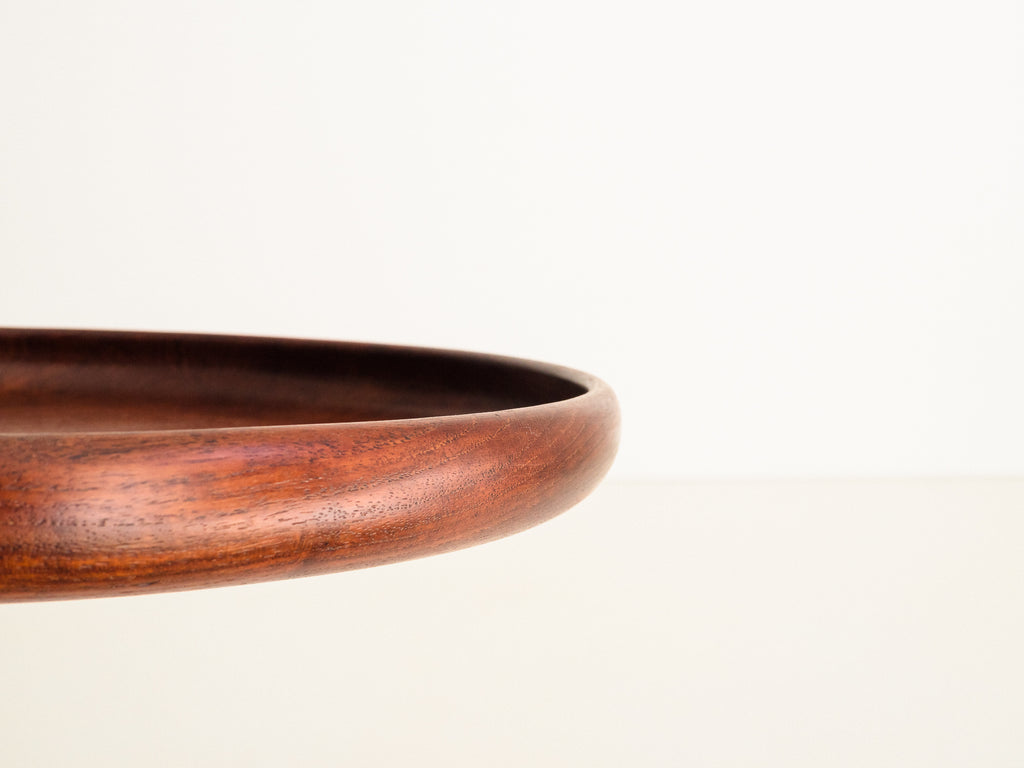 Rakel Wayersvang | Bandeja Norueguesa em Teca Maciça