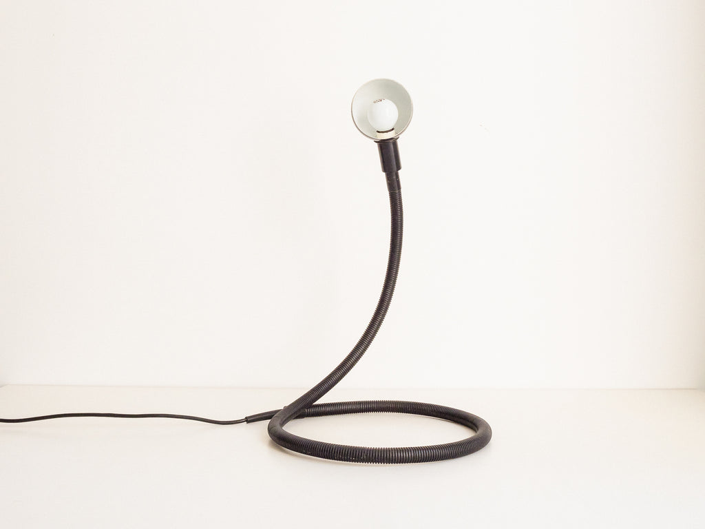 Isao Hosoe | Luminária de Mesa "Hebi"