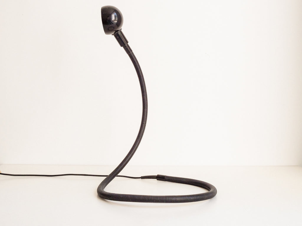 Isao Hosoe | Luminária de Mesa "Hebi"