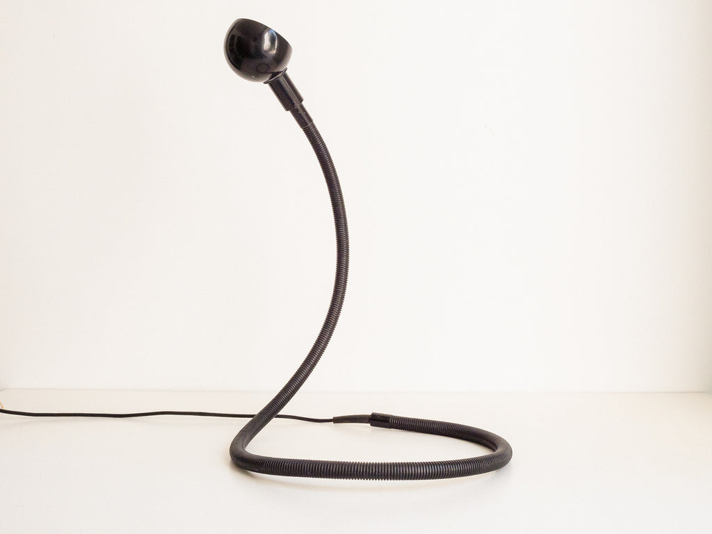 Isao Hosoe | Luminária de Mesa "Hebi"