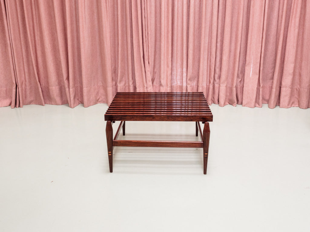 Liceu de Artes e Ofícios | Mesa em Jacarandá com Tampo Ripado