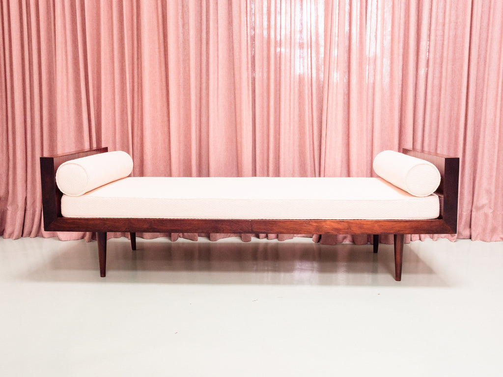 Joaquim Tenreiro | Daybed em Jacarandá