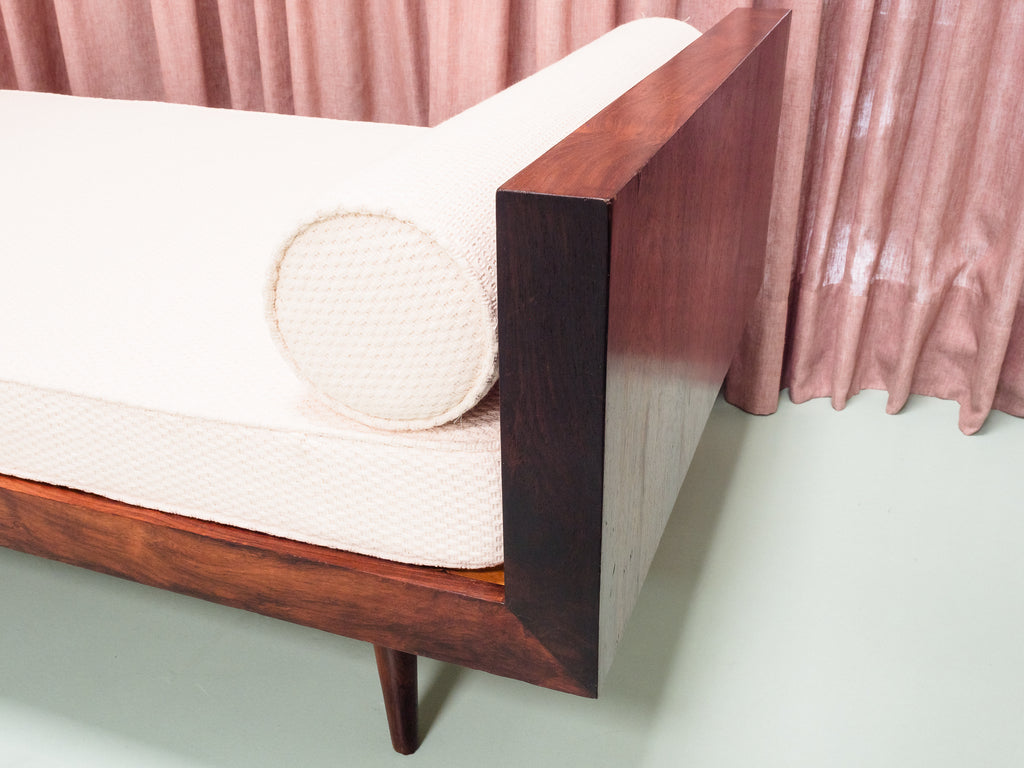 Joaquim Tenreiro | Daybed em Jacarandá