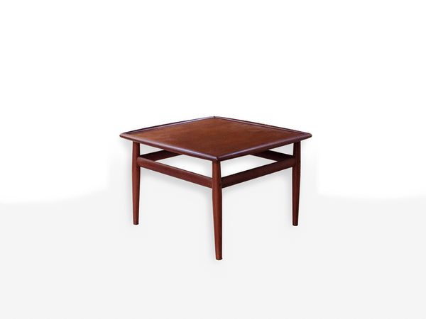 Grete Jalk & Glostrup Møbelfabrik | Mesa Lateral