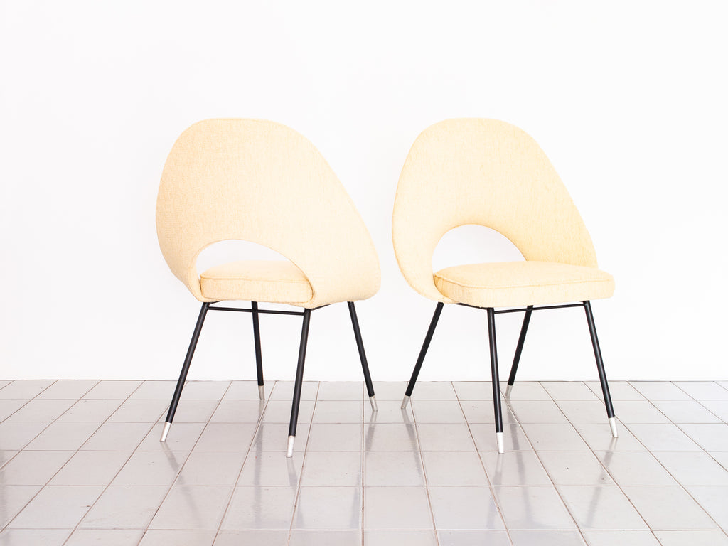 Par De Poltronas Ferro e Bouclé