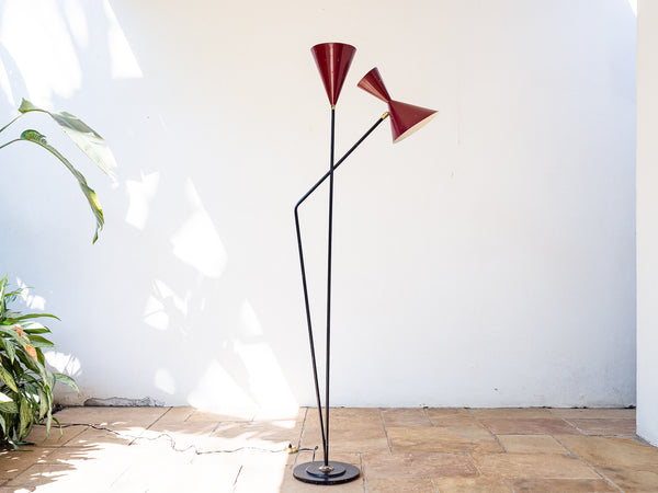 Enrico Furio Dominici | Luminária de Piso Vermelha