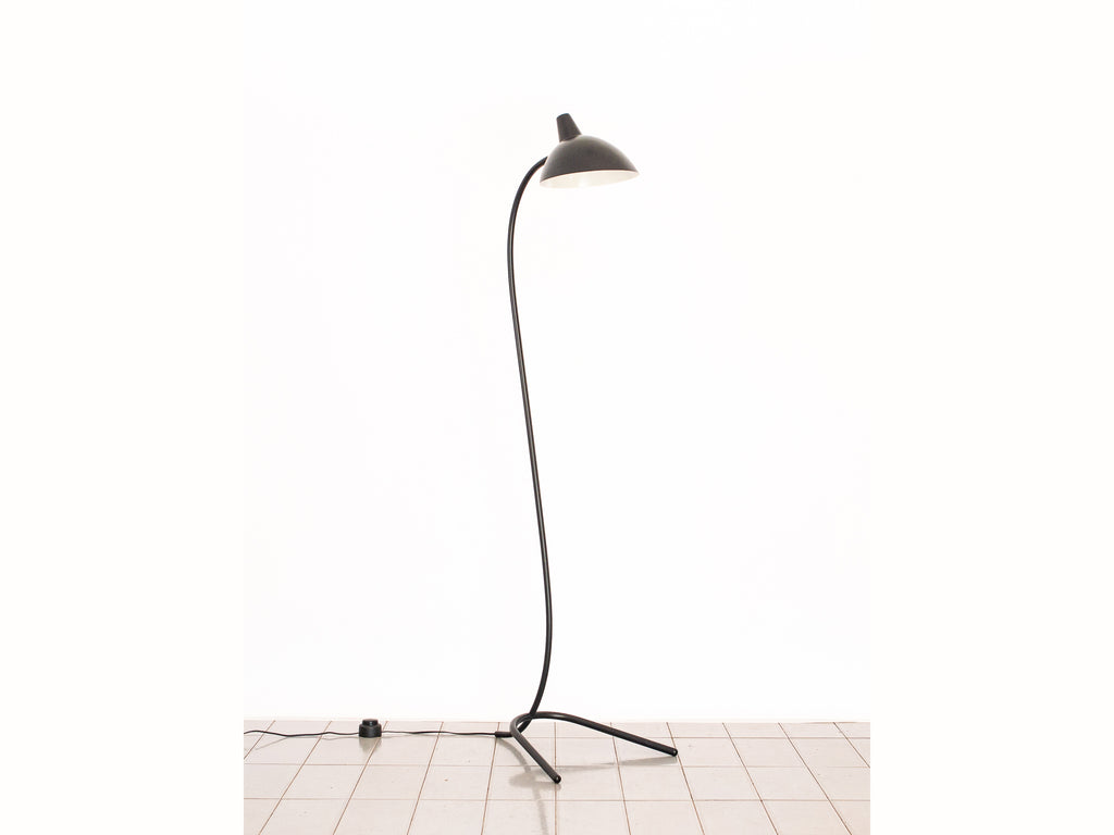 Luminária Piso Preta