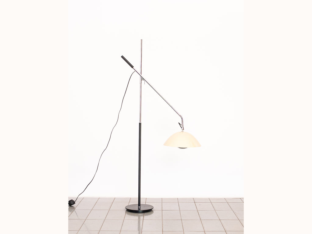 Luminária de Piso Branca