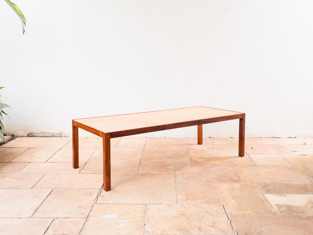 Mesa de Centro Caviúna e Palhinha