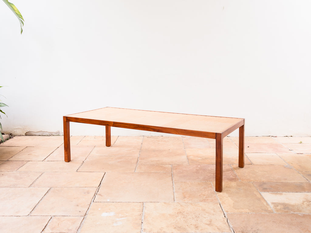 Mesa de Centro Caviúna e Palhinha