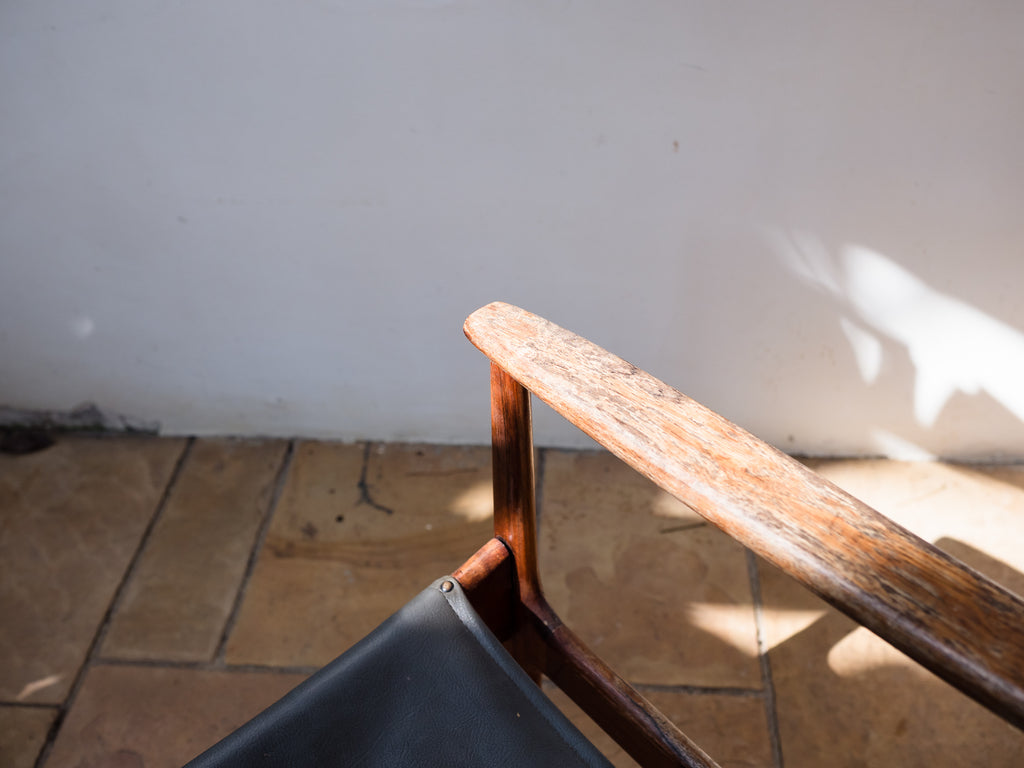 Liceu de Artes e Ofícios | Par de poltrona em Jacarandá e Sola