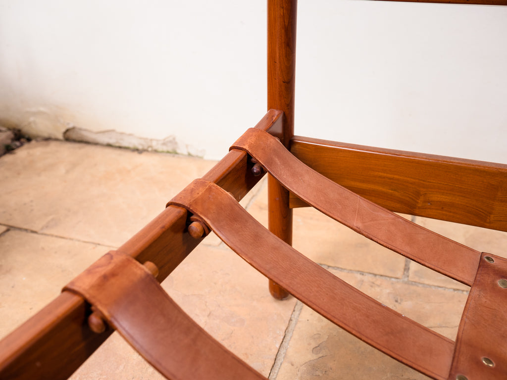 Móveis Arredamento | Par de Poltronas em Peroba e Couro