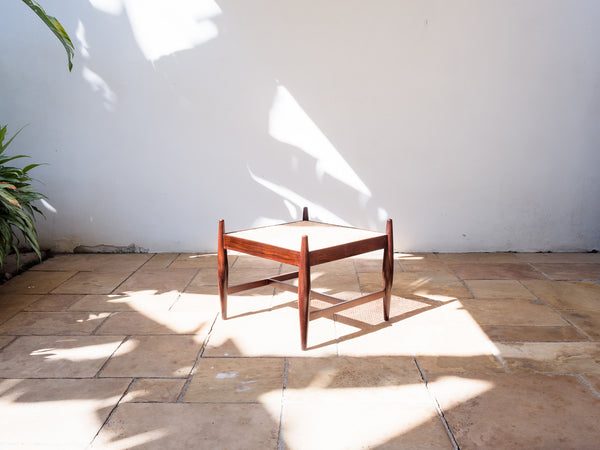 Celina Zilberberg | Banqueta em Jacarandá e Palhinha