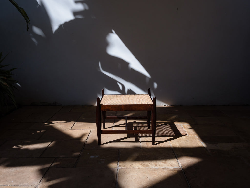 Celina Zilberberg | Banqueta em Jacarandá e Palhinha