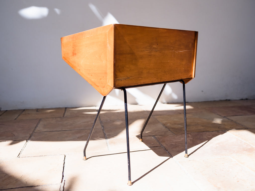 Carlo Hauner | Mesa Lateral em Pau Marfim e Ferro