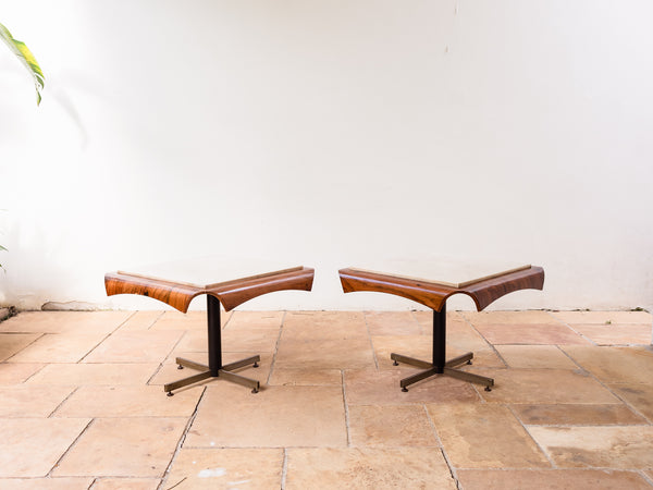 Jorge Zalszupin | Par de Mesas Laterais em Jacarandá e Mármore