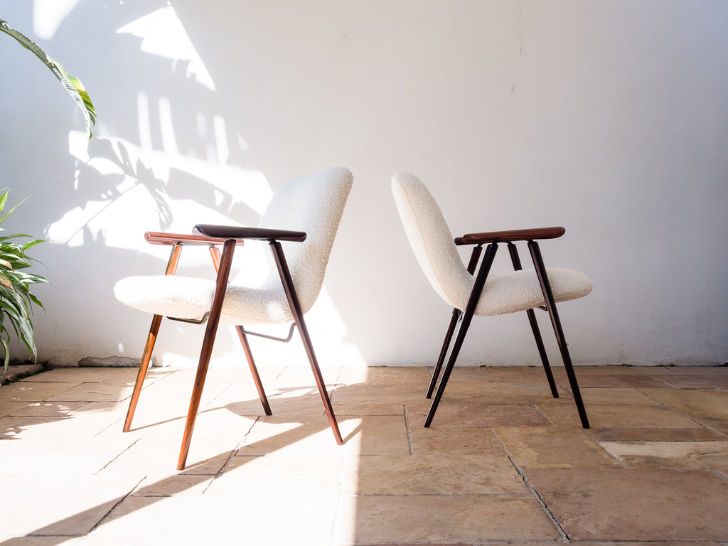 Carlo Hauner | Par de Cadeiras de Braço Canoa