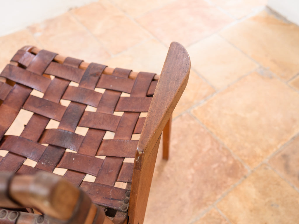 Abel Sorenson | Cadeira com Assento em Tiras