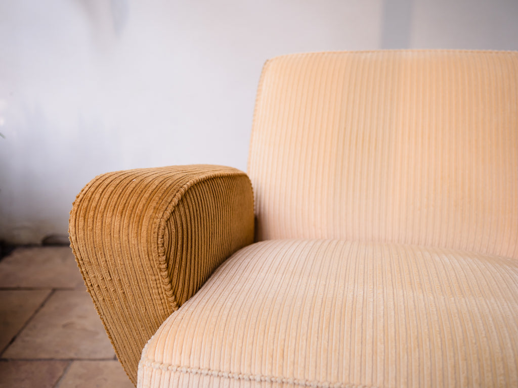 José Zanine Caldas (Atrib) | Par de Poltrona em Veludo Cotelê