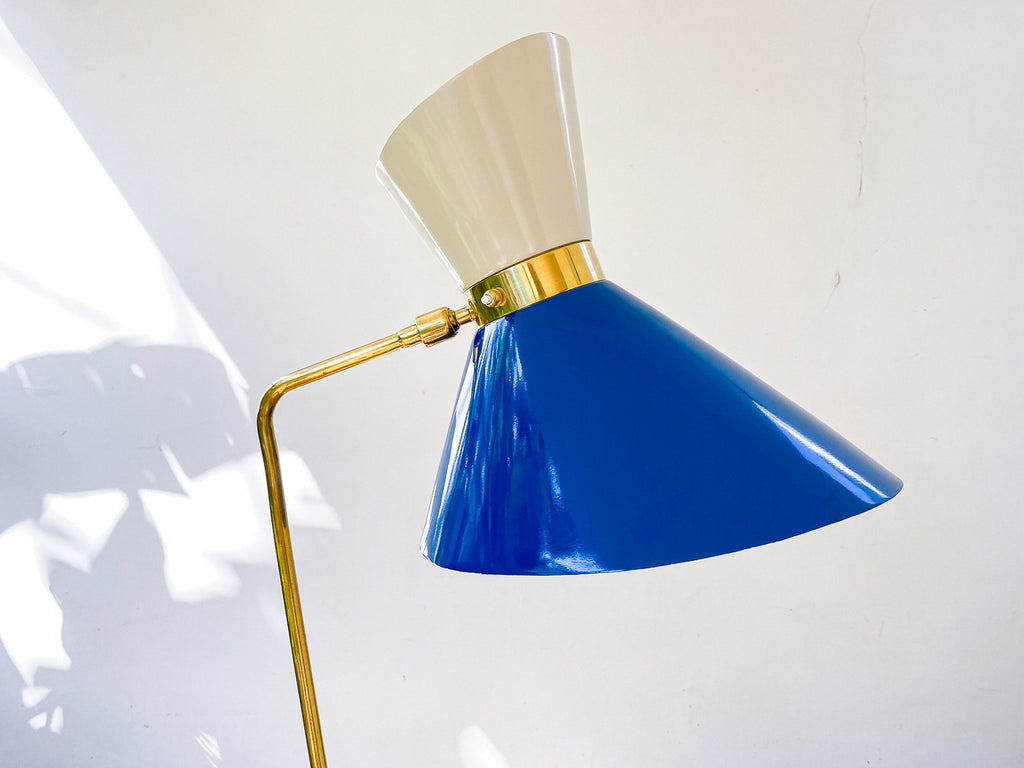 Luminária de Piso Azul e Creme