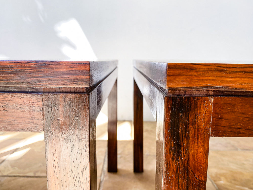 Geraldo de Barros | Par de Mesas Laterais em Jacarandá