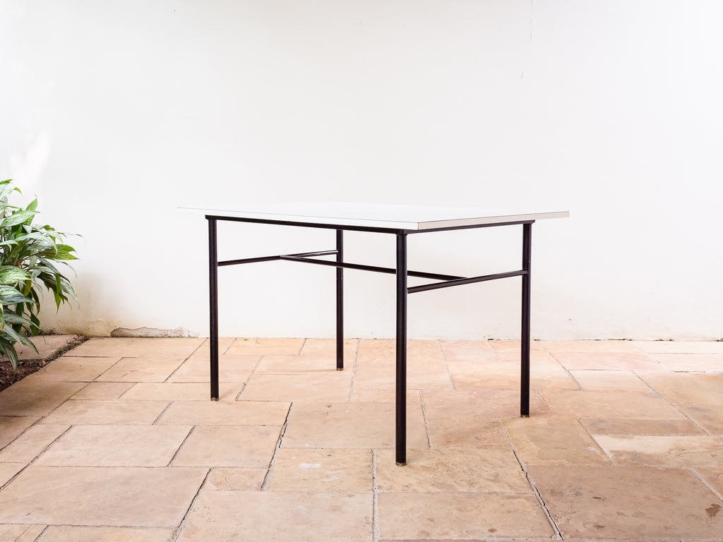 Geraldo de Barros | Mesa de Jantar em Ferro e Formica