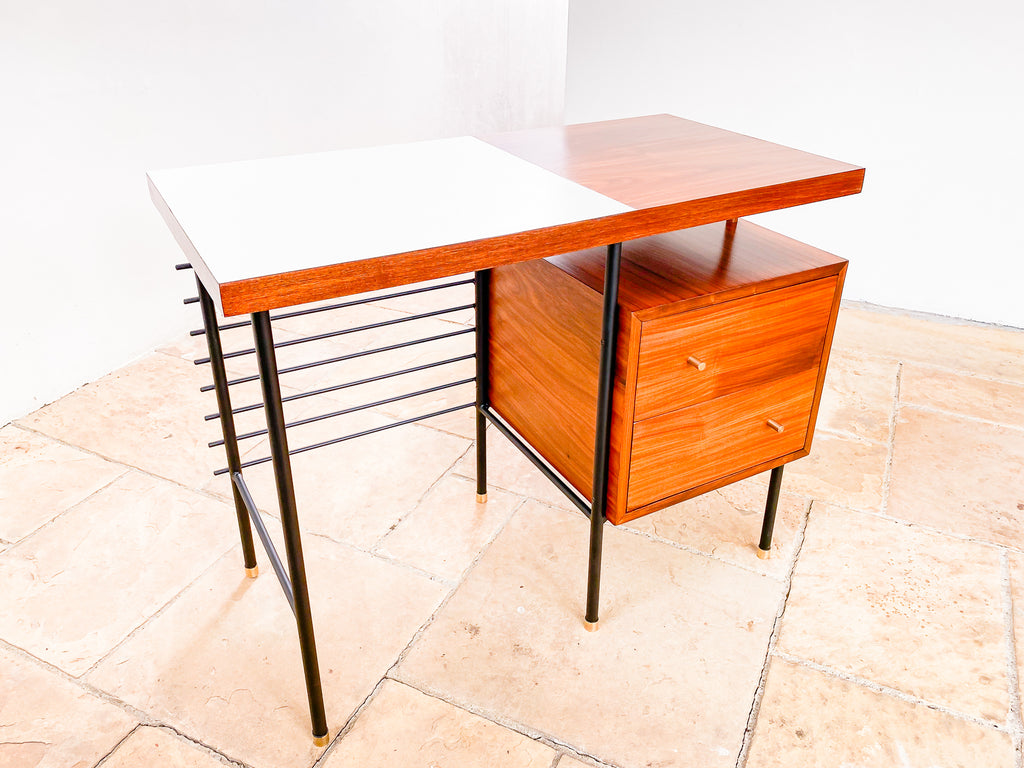 Autor Desconhecido | Escrivaninha em Ferro, Caviúna e Formica